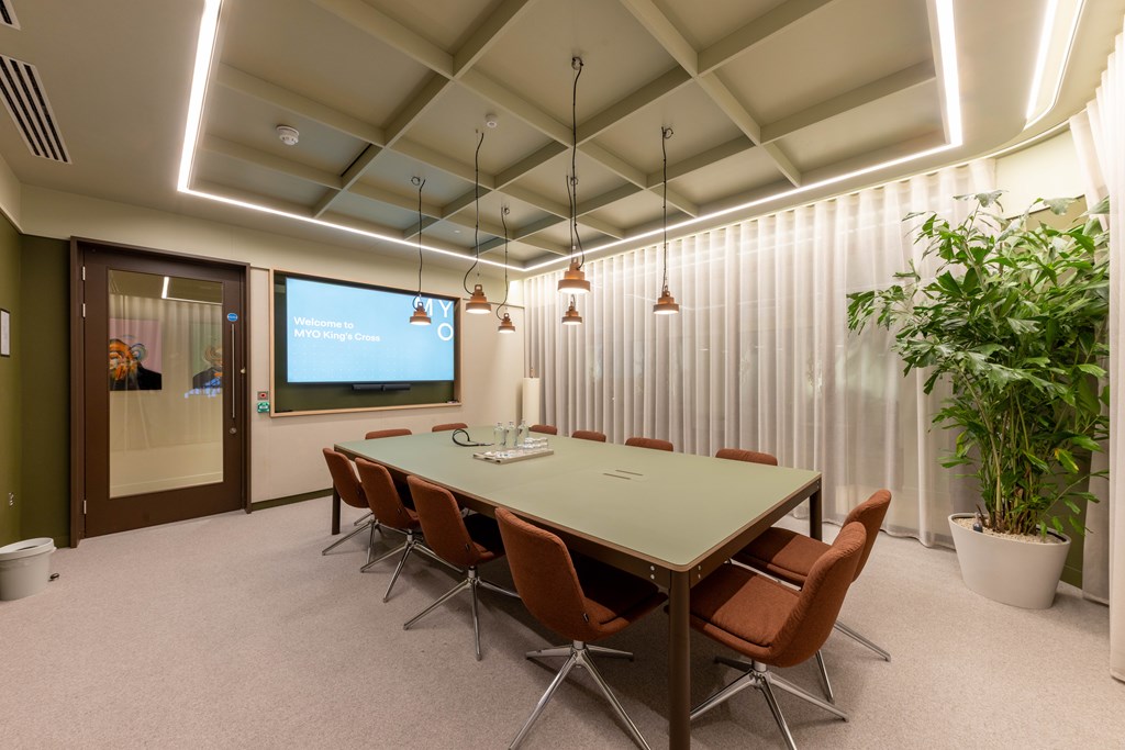 Meeting room for up to twelve people 