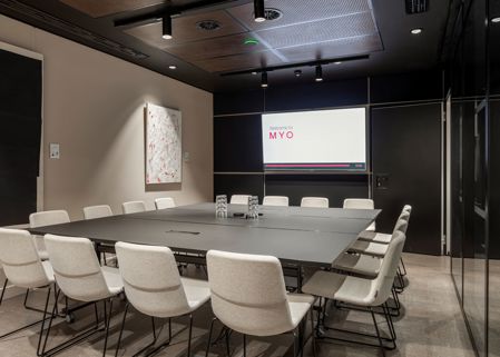 Balmond boardroom for up to 16 people in MYO Bankside