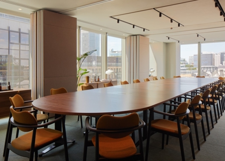 Large boardroom for up to 28 people