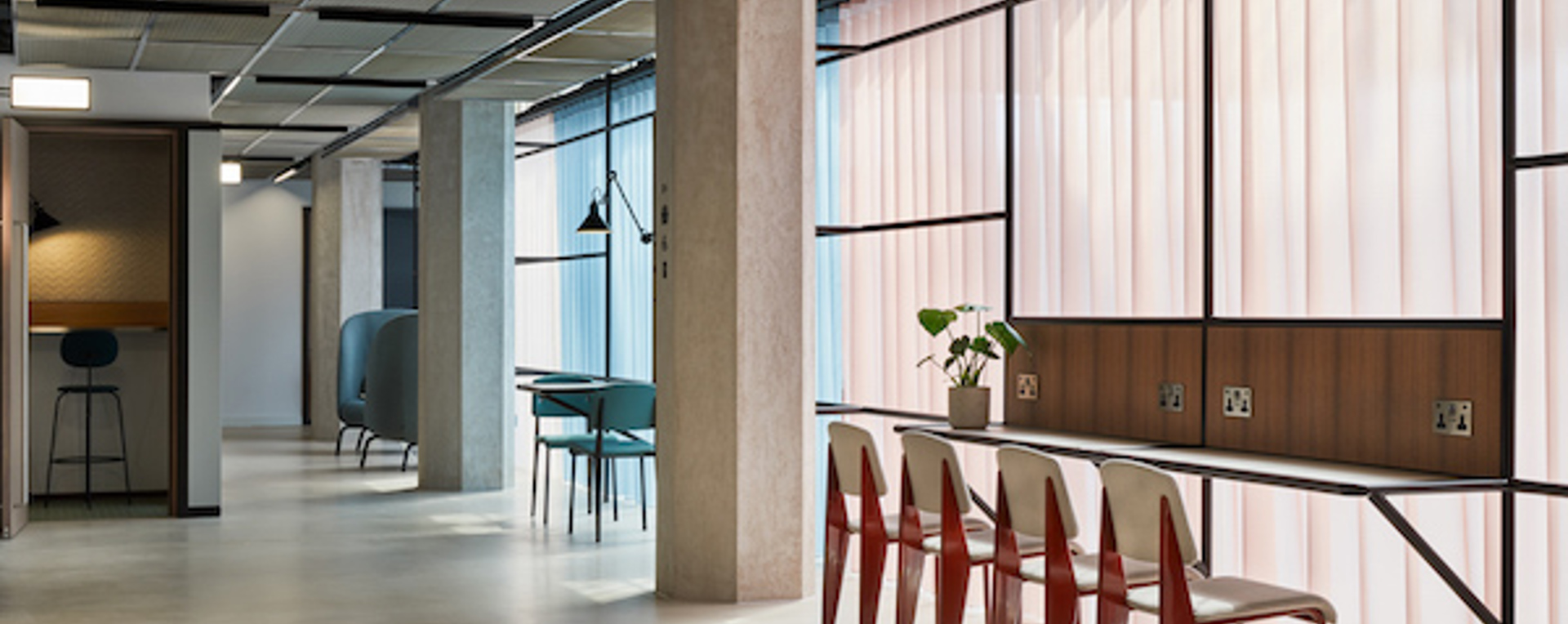 5 Tips to Make a Small Office Feel Bigger
