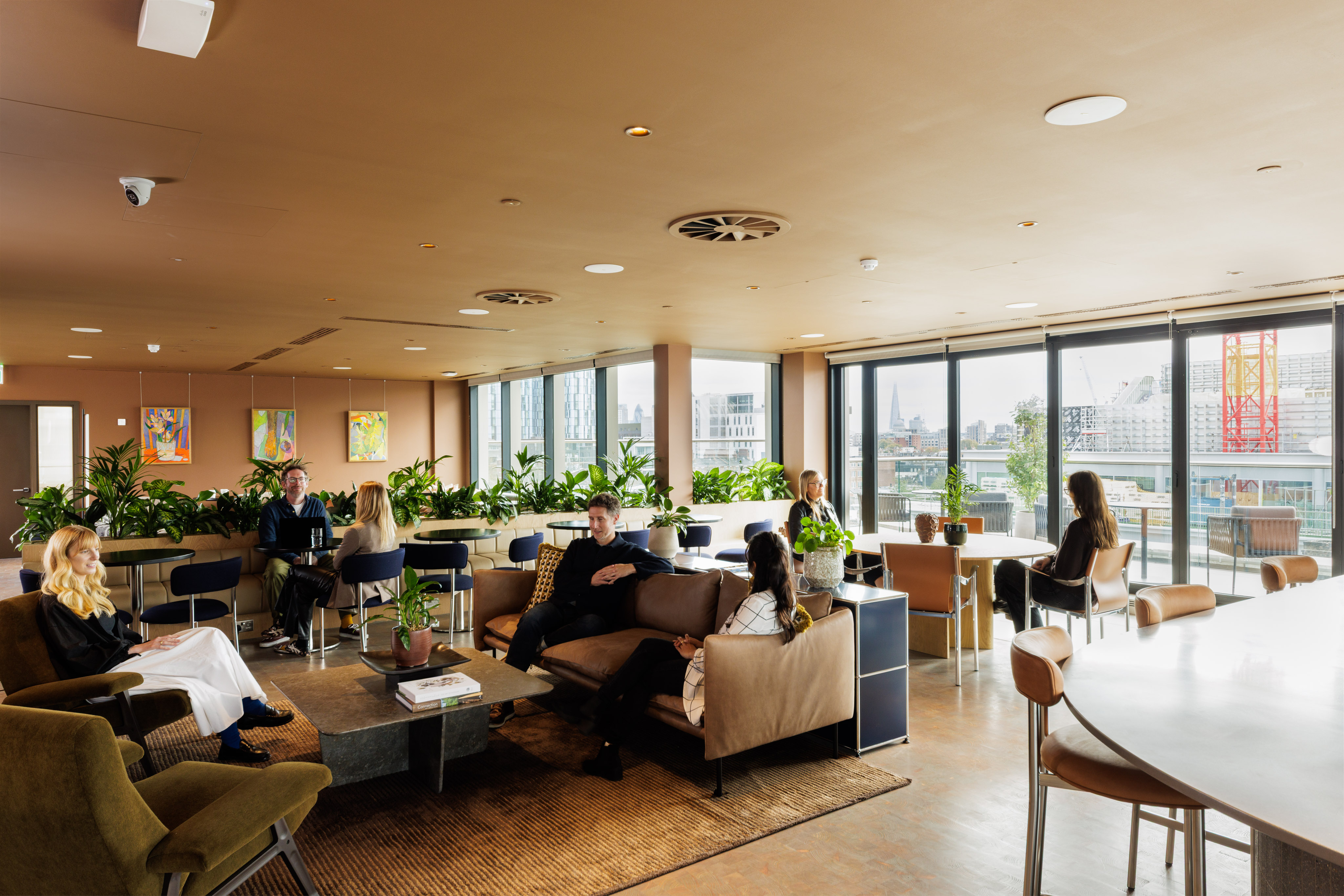 Open-plan networking spaces