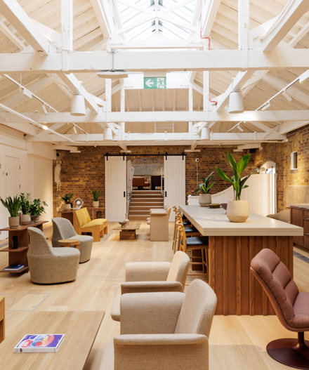 Bright, welcoming lounge space at MYO King's Cross